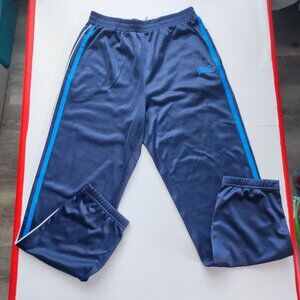 Everlast track / training pants dark blue with stripes boys size 11-12 Years